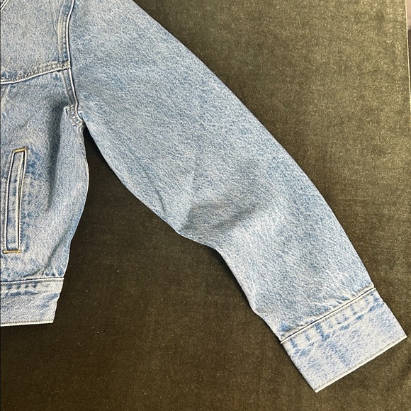 Women’s Levi's Light Blue western denim Jacket - Picture 7 of 11